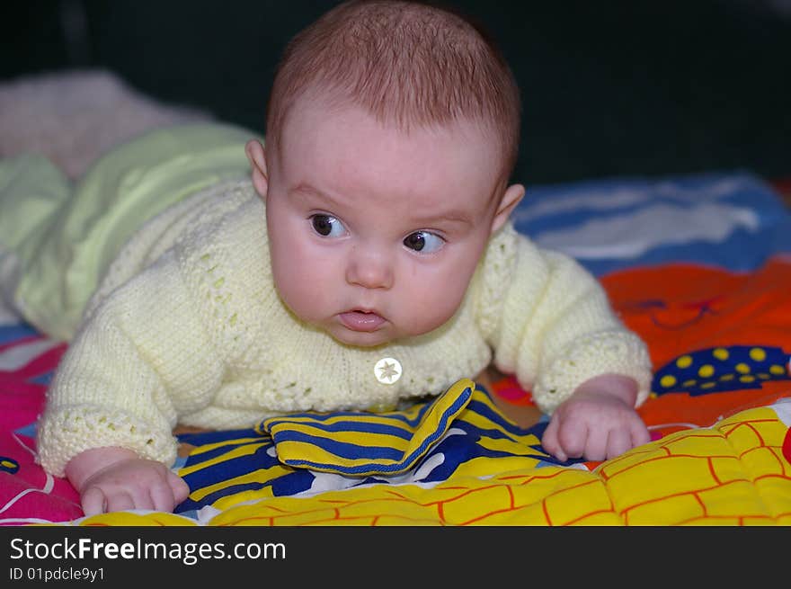 The babe plays a game rug. The babe plays a game rug