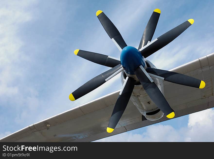 Propeller turbine of an Antonov An-22