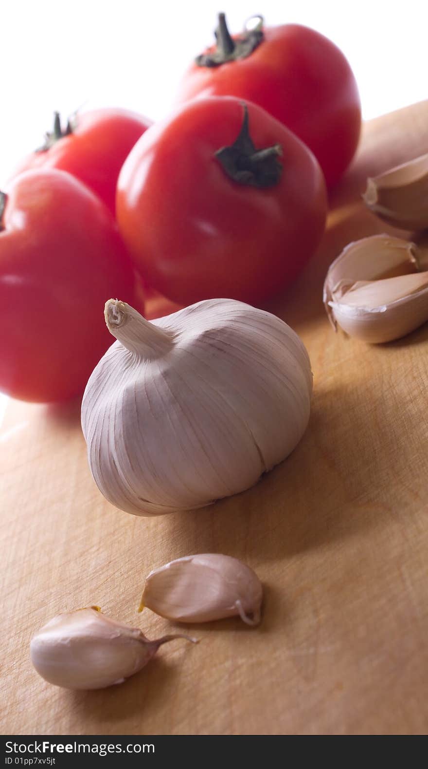 Garlic and tomatoes