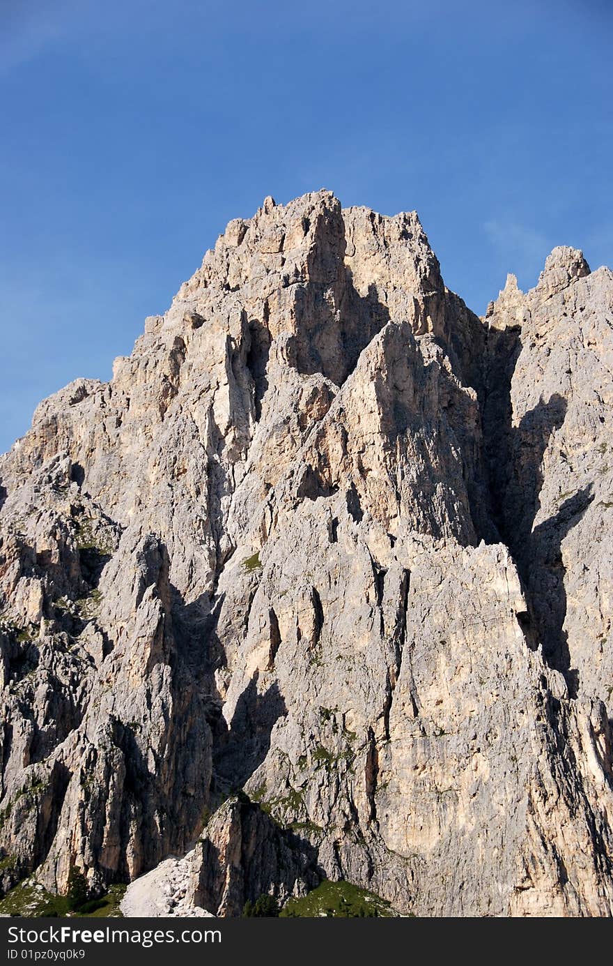 A view of a mountains Dolomiti in italy. A view of a mountains Dolomiti in italy