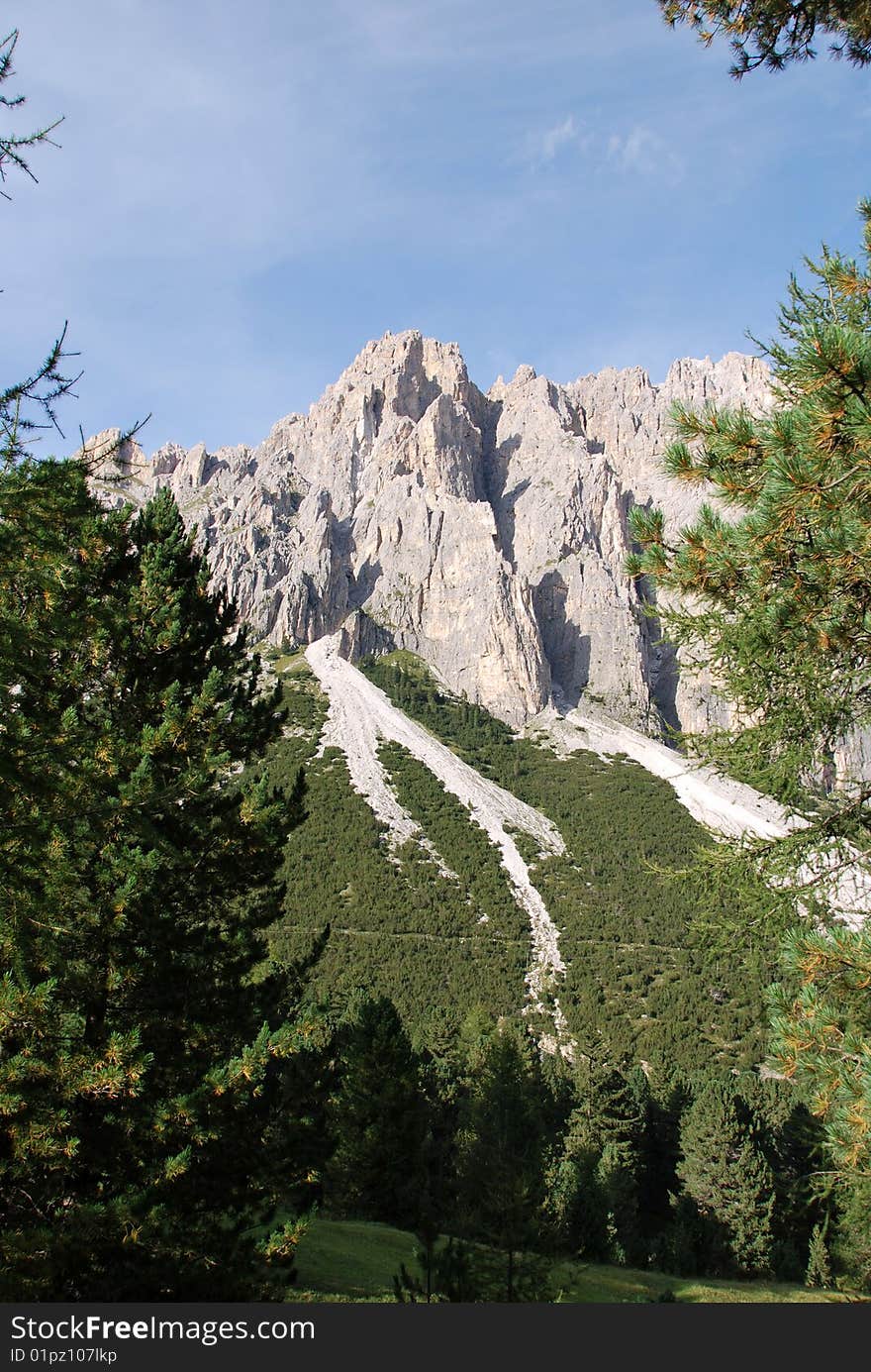 A view of a mountains Dolomiti in italy. A view of a mountains Dolomiti in italy