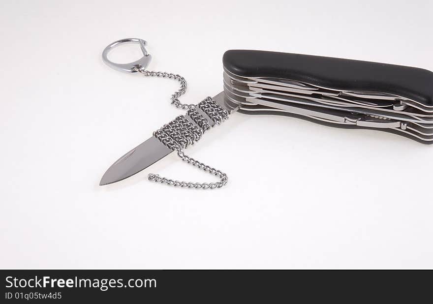 Folding knife ,blade chained