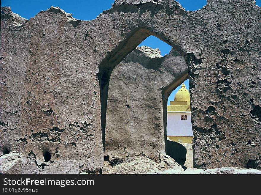 This is one of the many pictures of a village, which had been abandoned and the residents moved to some other place -Pic 3. This is one of the many pictures of a village, which had been abandoned and the residents moved to some other place -Pic 3