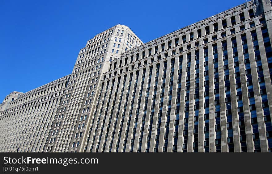 Downtown Chicago cityscape in the summertime. Downtown Chicago cityscape in the summertime