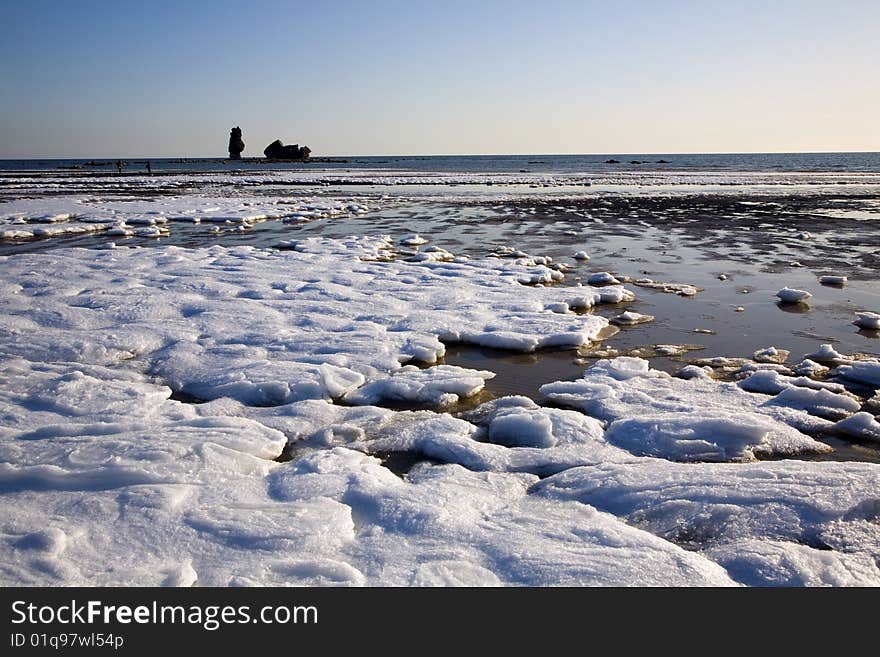 Winter is very thick ice into the sea. Winter is very thick ice into the sea