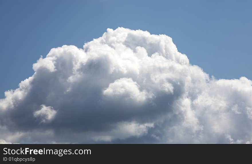 Blue sky with cloud closeup