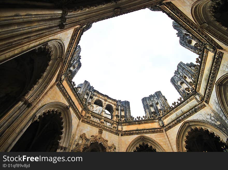 Incomplete dome of the imperfect chapel at Batalha Monastery. Incomplete dome of the imperfect chapel at Batalha Monastery