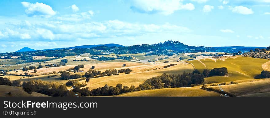 The beautiful landscapes that you may encounter while traveling by car in Italy. The beautiful landscapes that you may encounter while traveling by car in Italy