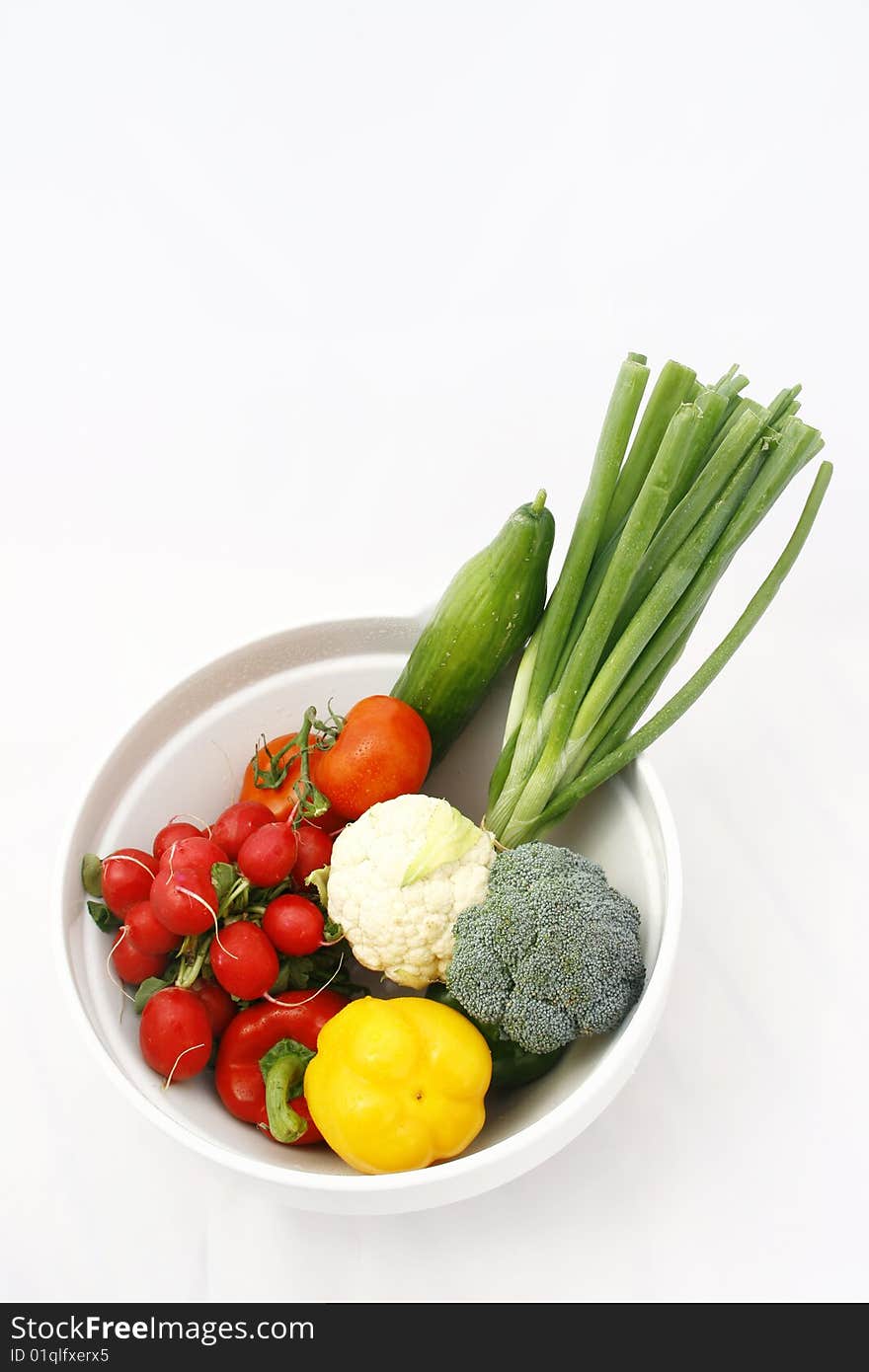 Mixed vegetables in a white dish