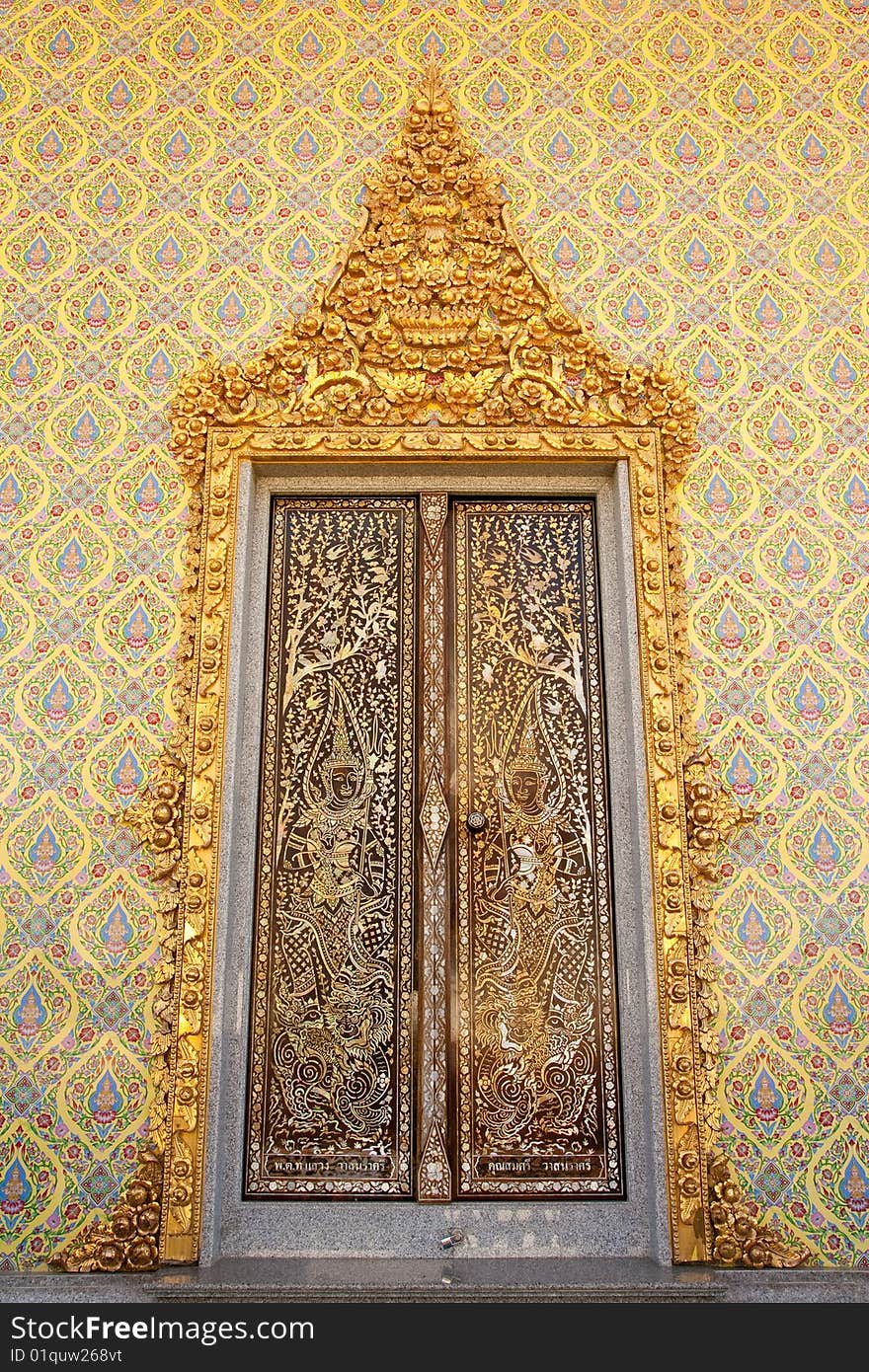 Art of church door decorated, taken at Wat Pai Lom, Jantaburi province, eastern Thailand. Art of church door decorated, taken at Wat Pai Lom, Jantaburi province, eastern Thailand