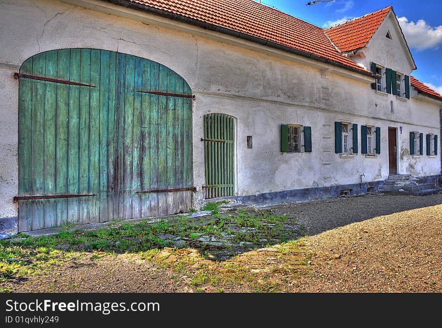 Ein alter bauernhof in bayern HDR. Ein alter bauernhof in bayern HDR