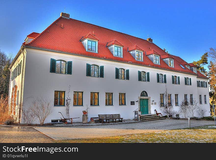 Grosses landhaus in bayern HDR. Grosses landhaus in bayern HDR