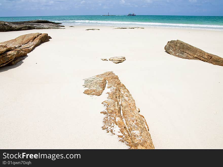 Beach of Samed island