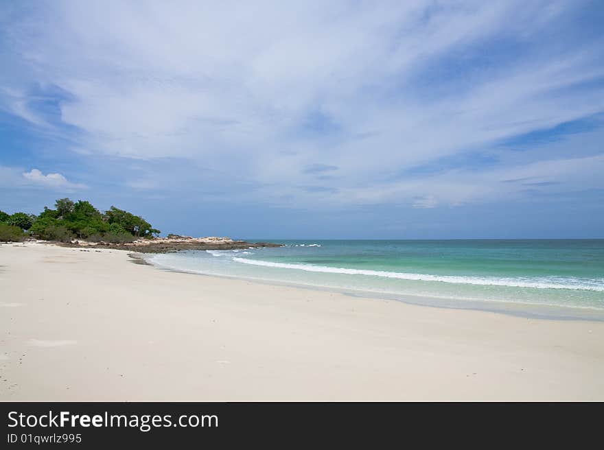 Beach of Samed island