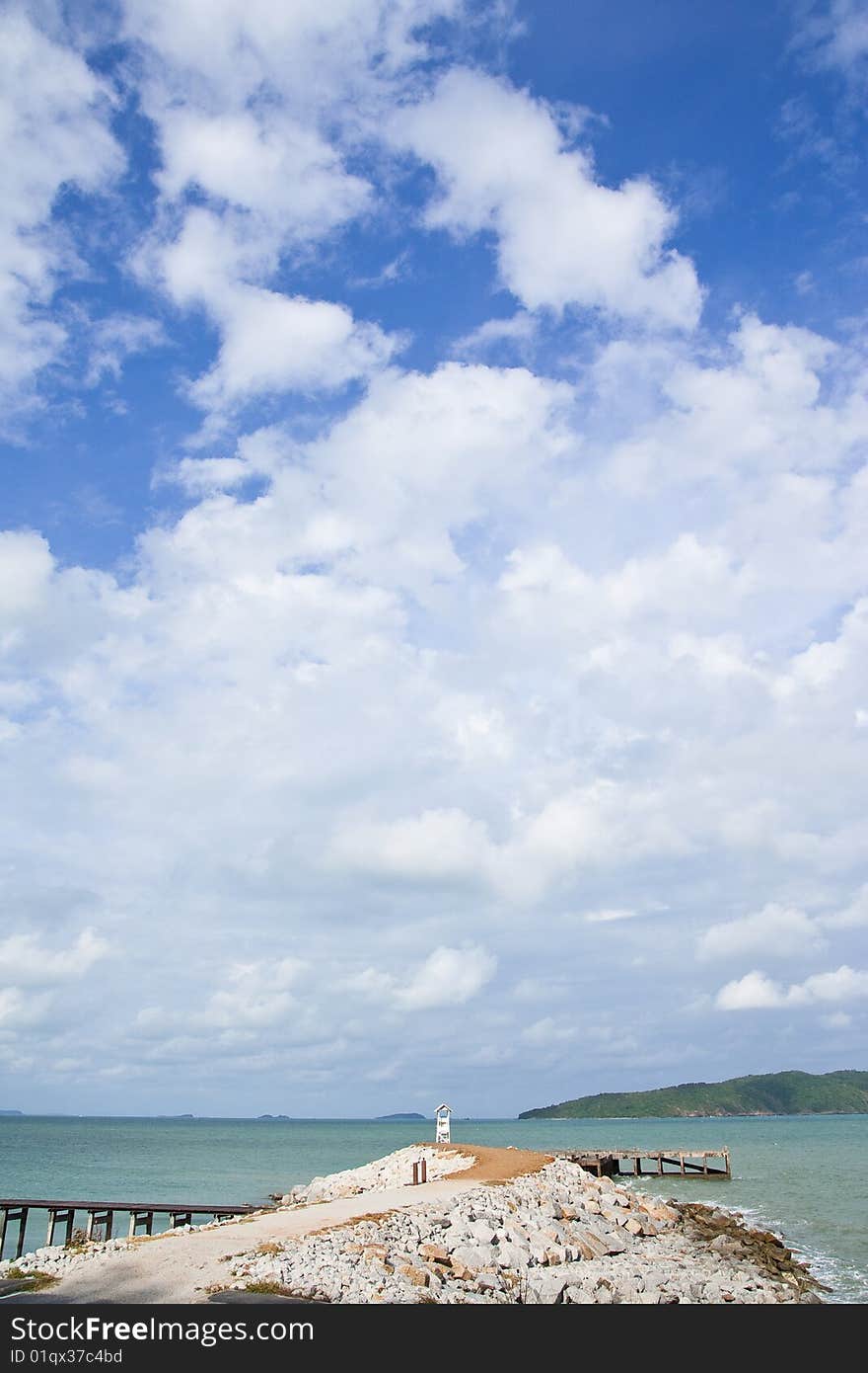 Pier in Lam Ya cape