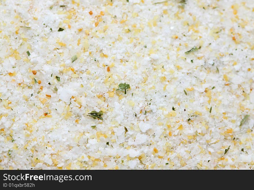 A macro shot of a heap of a garlic salt.