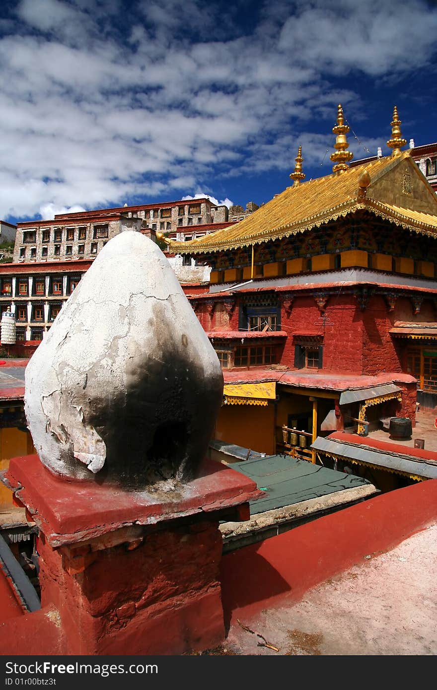 Gyantse monastery near Lhasa in central Tibet. Gyantse monastery near Lhasa in central Tibet