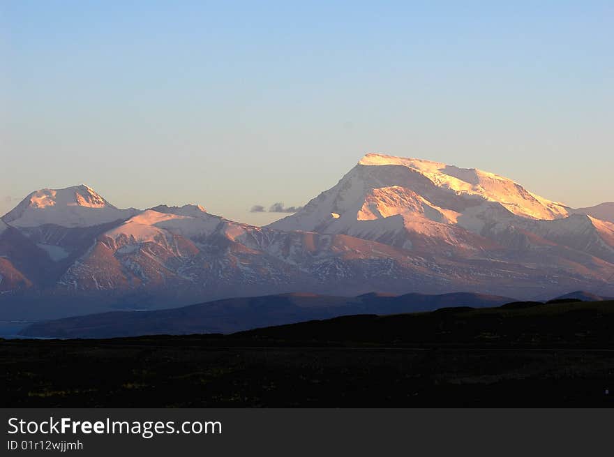 Snow Mountains in Tibet