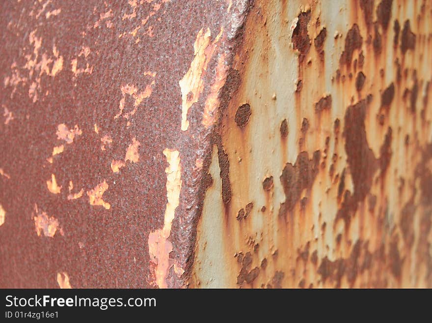 An old rusty water drum I found at the Capones Island.