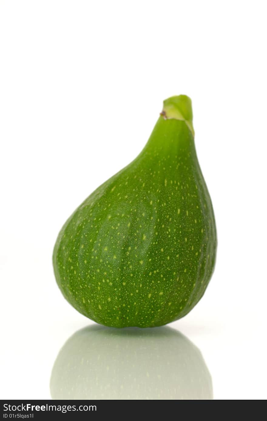 This is a green immature fig.