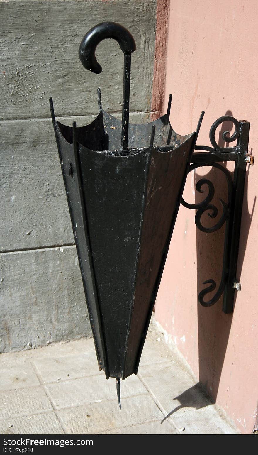 Orderly bin umbrella on the street