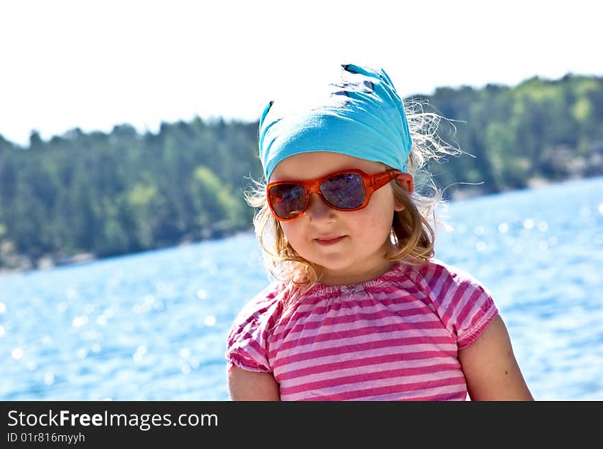 Little girl at the sea