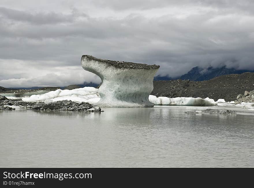 Floating icebergs