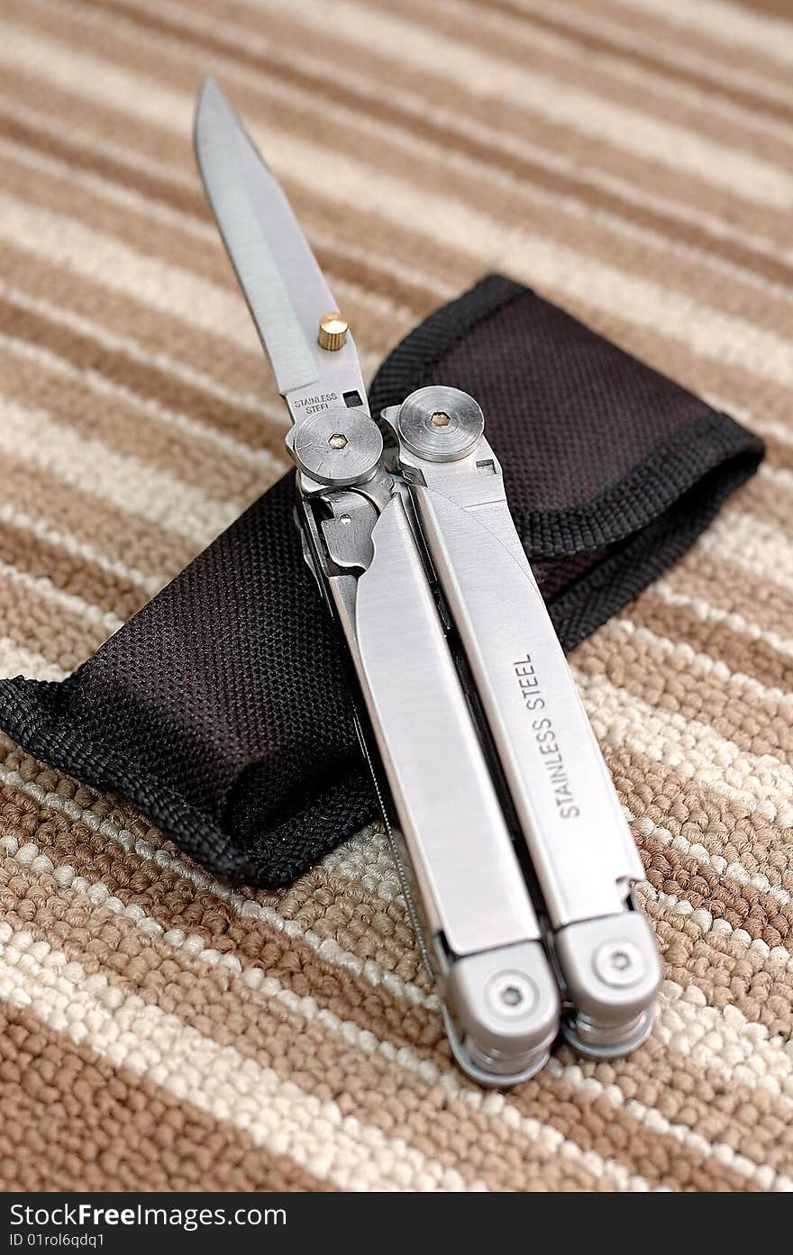 The multipurpose pocket tool,a good gift. The multipurpose pocket tool,a good gift