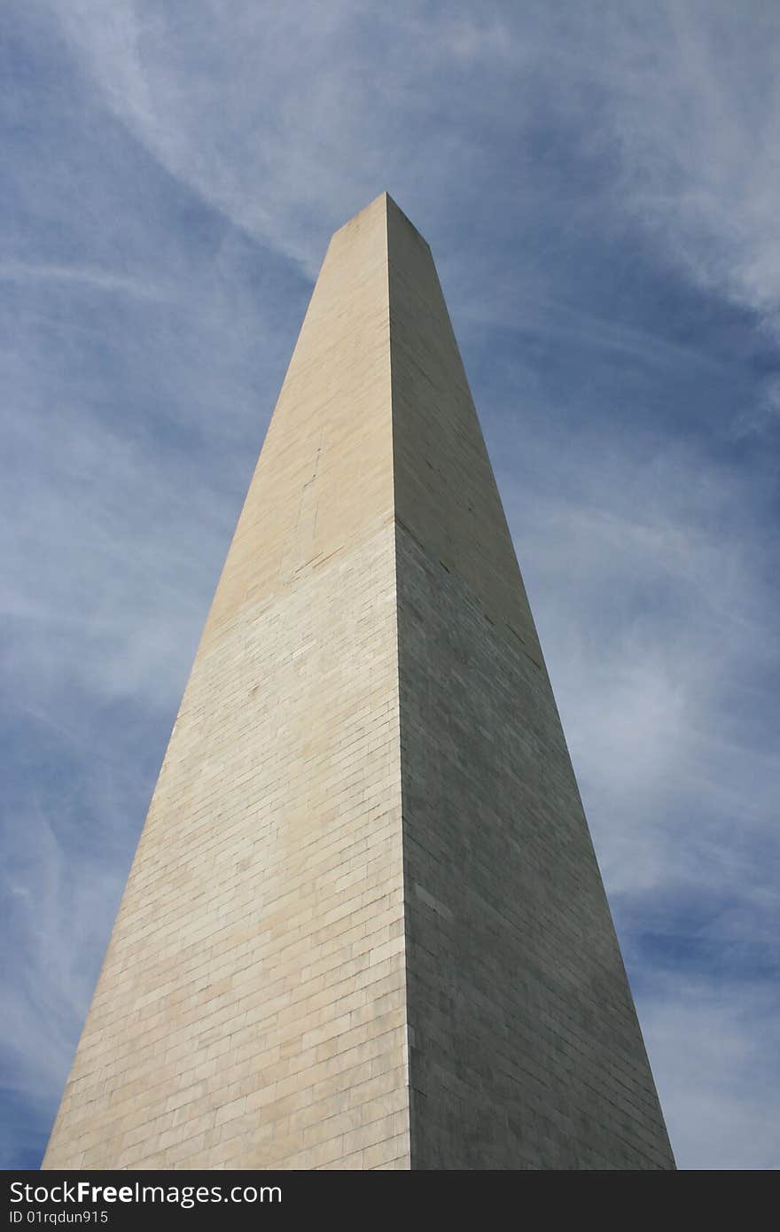 Looking up at the Washington Monument. Looking up at the Washington Monument