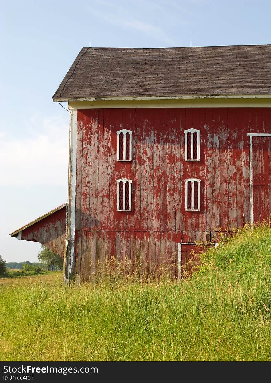 Weathered red Hoosier barn2