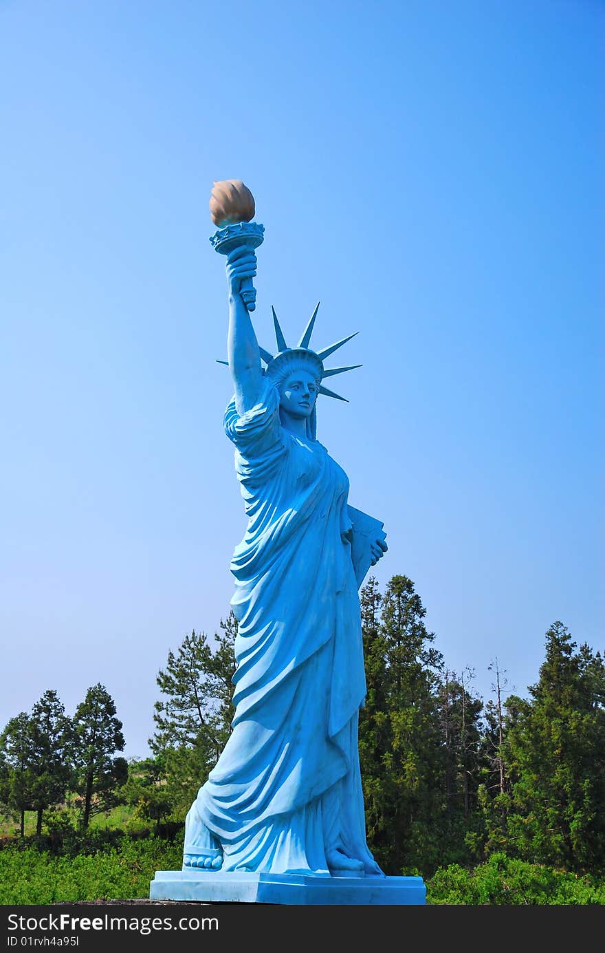 Reduced version of the Statue of Liberty in Korea