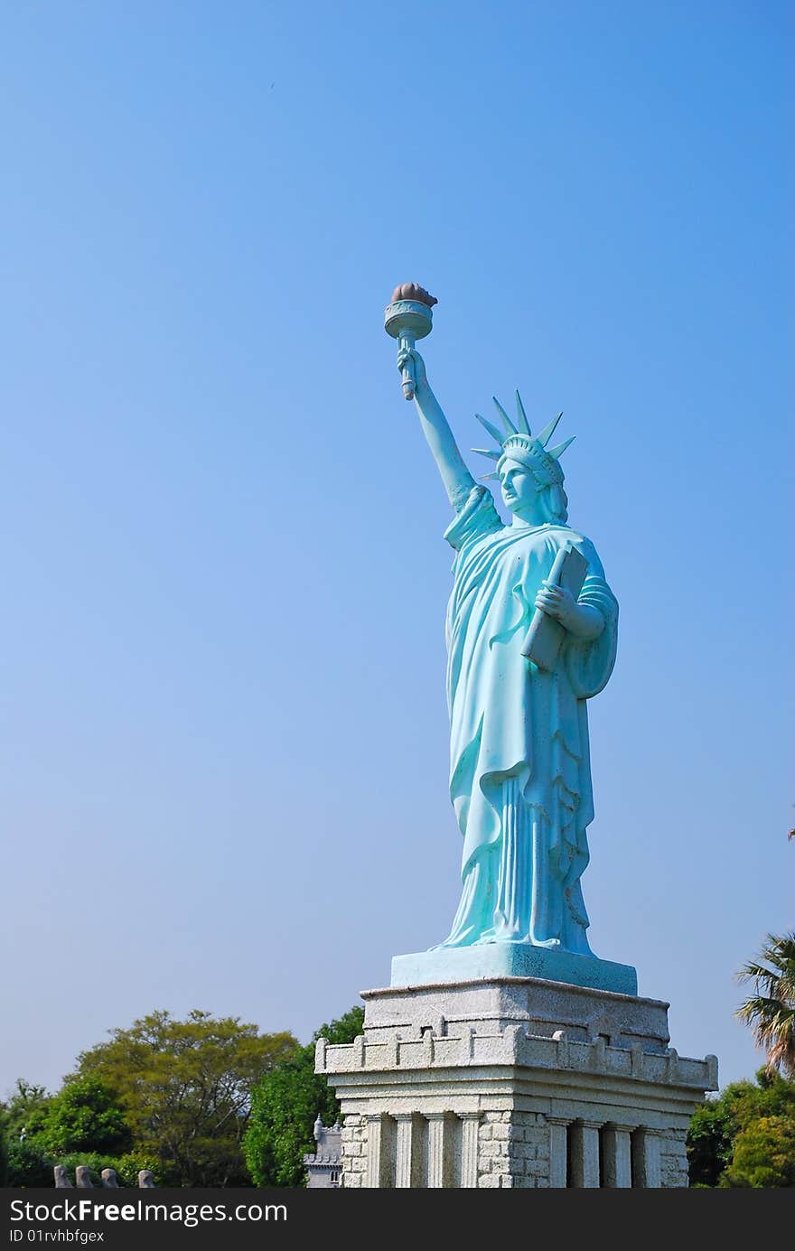 Model of the Statue of Liberty in Korea