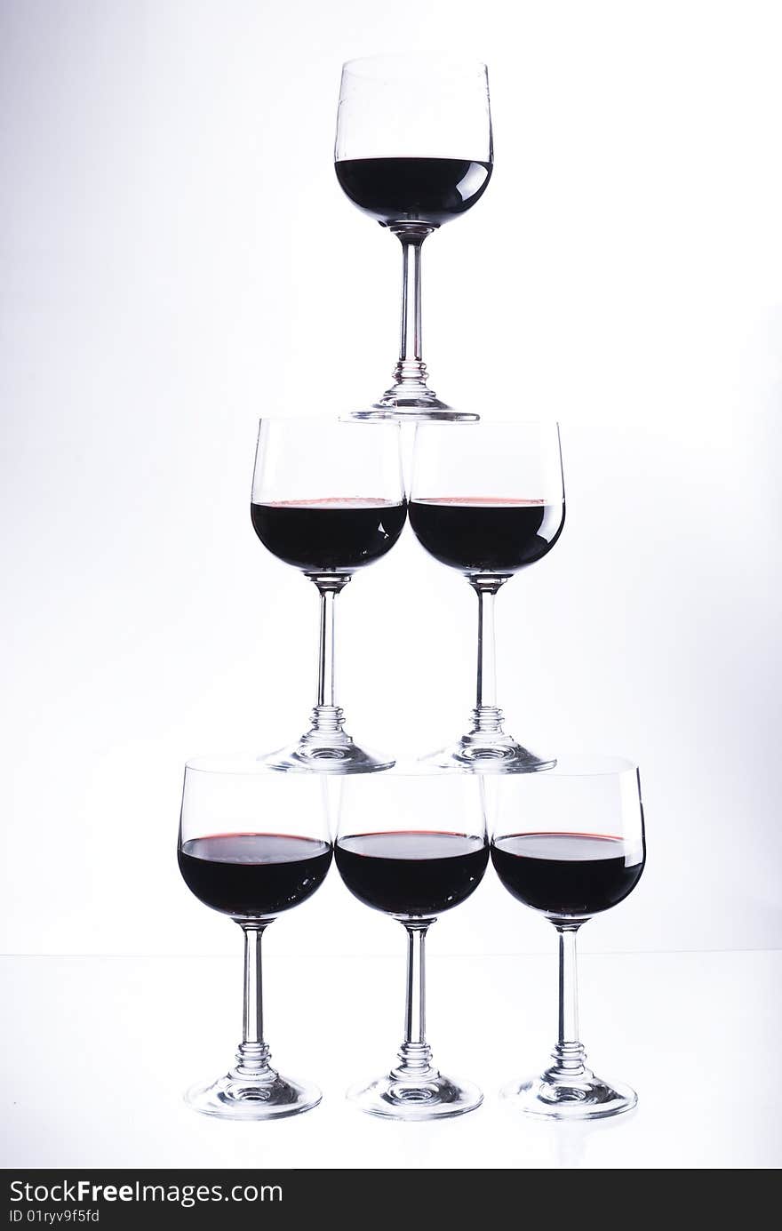 Five glasses of red wine or other beverage