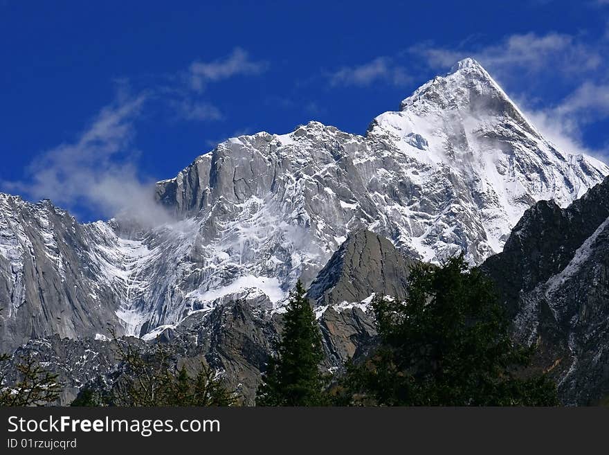 The highest peak of Siguniang Mountains which is consisted of four snow mountains located in Aba, Sichuan, China