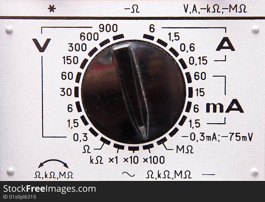 Old Voltage and Amperage Scale