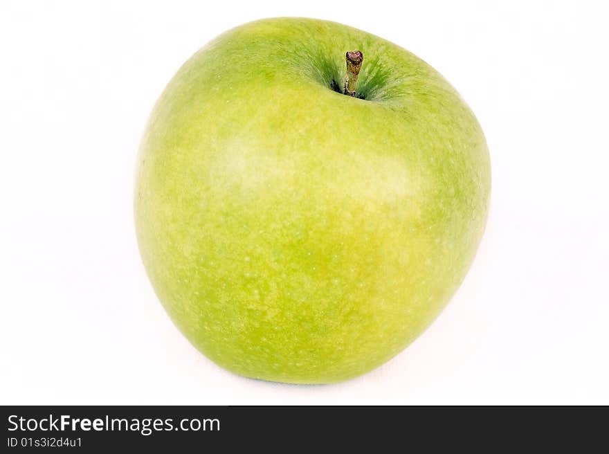 Closed-up  green apple isolated on white background