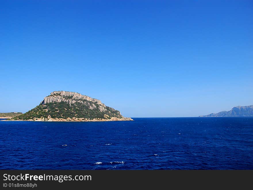 Islands of Sardinia, Golfo Aranci beginning of the next crop of mussels in the Tyrrhenian Sea. Islands of Sardinia, Golfo Aranci beginning of the next crop of mussels in the Tyrrhenian Sea.