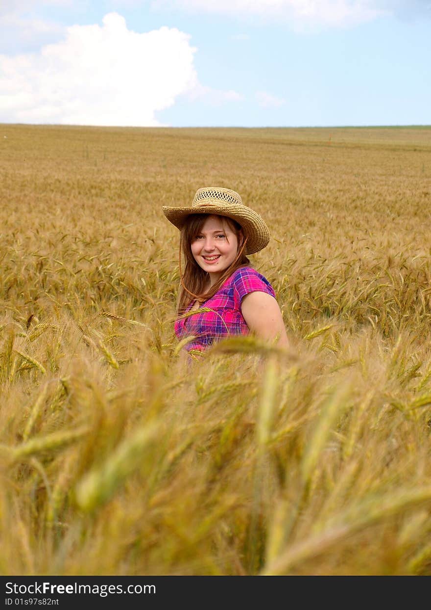 Teen girl in the rye field