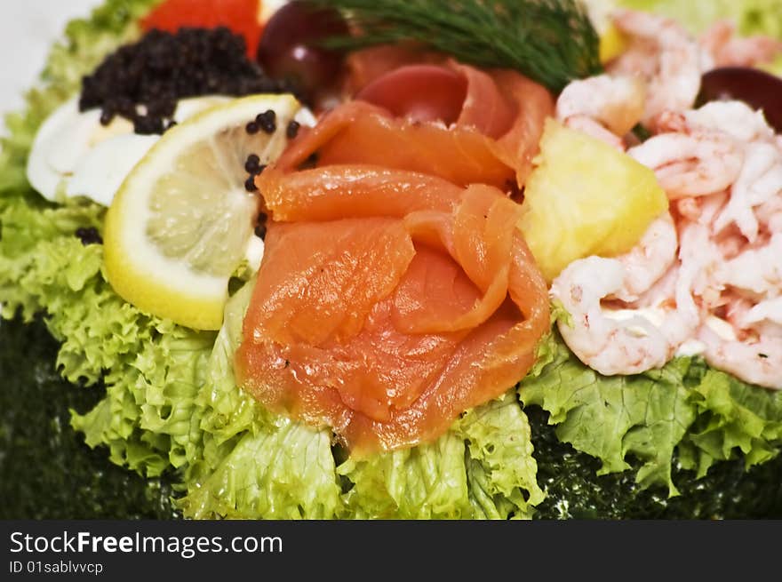 Photo of salmon and shrimp meal