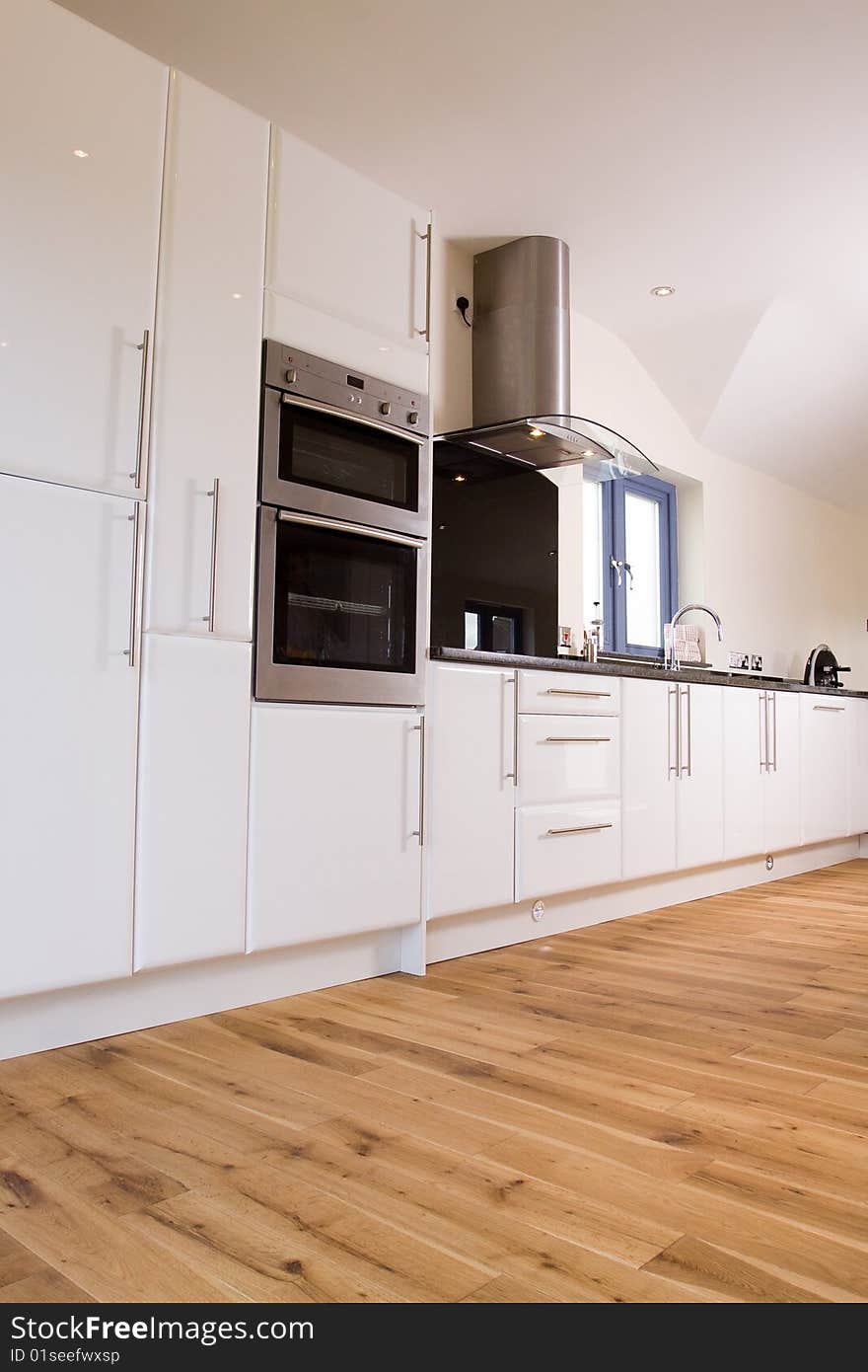 Beautiful Modern Kitchen