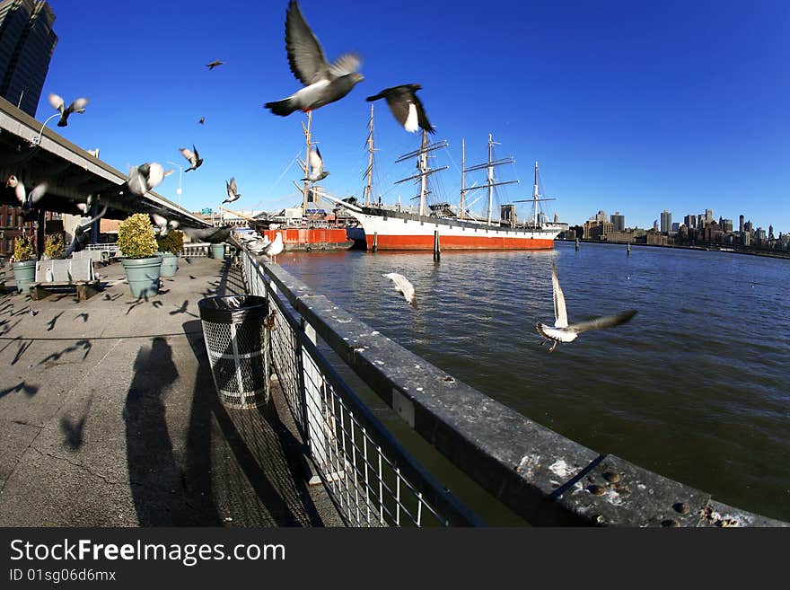 Classical New York - Manhattan bay and view to Brooklyn