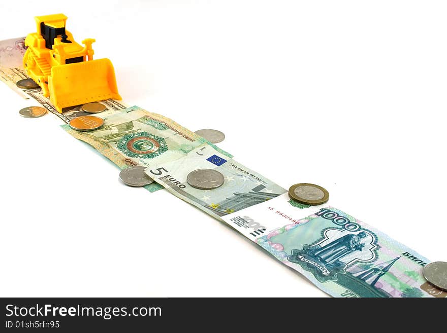 The yellow tractor goes on banknotes