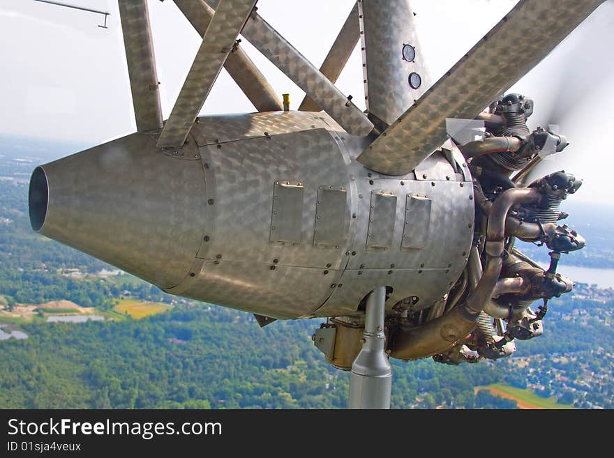 The motor, strut, nacelle and valve chambers of a 1929 Ford Tri-Motor airplane