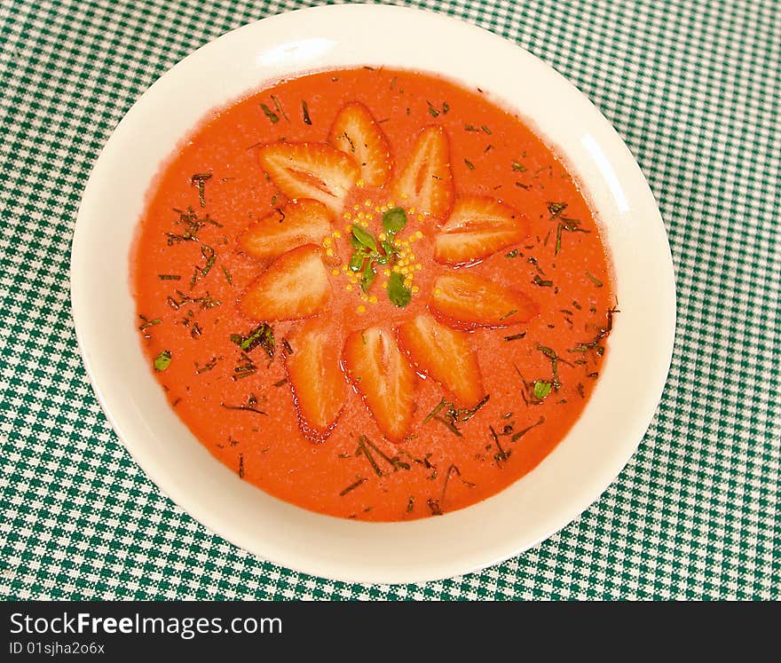 Cold beet soup with strawberry