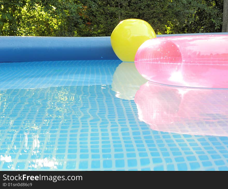 Pool inflatibles in the summer