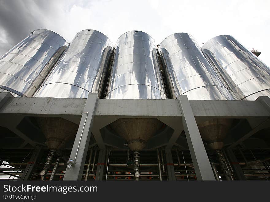 Large aluminum tanks