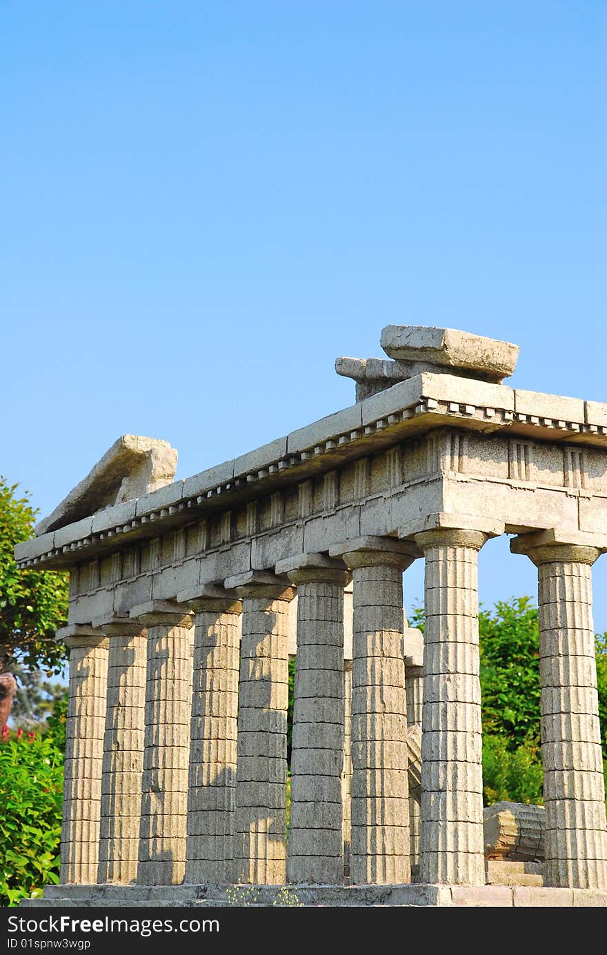 Side view of the Parthenon