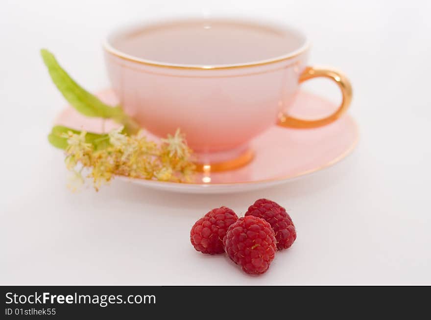 Cup tea raspberry