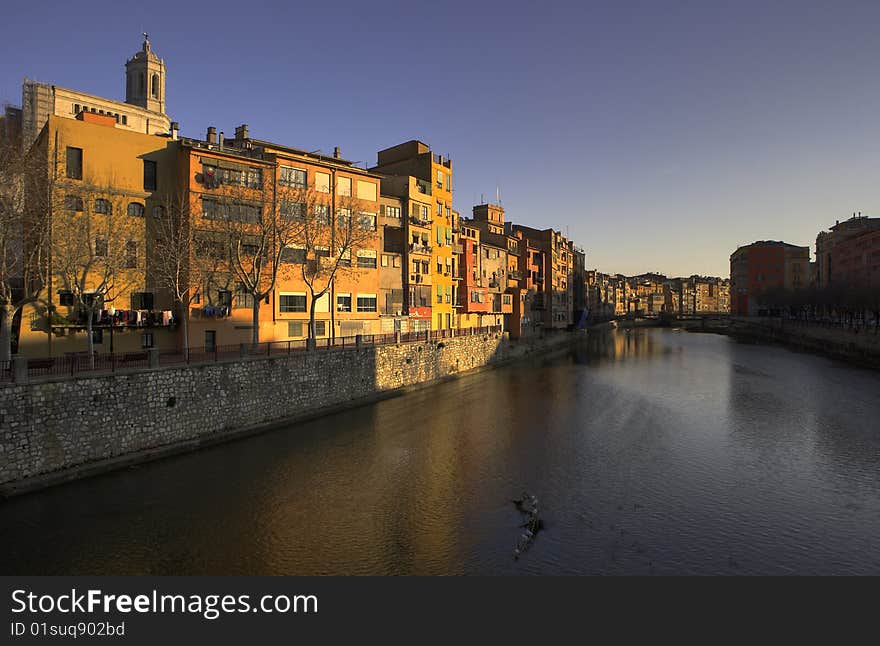 Houses with river