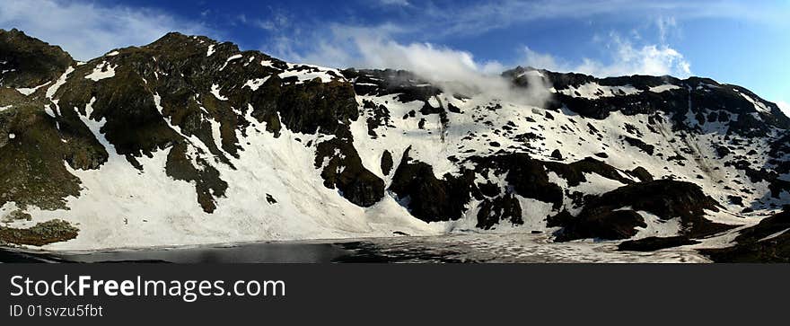 Panoramic mountains